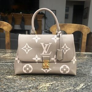 Elegant Designer Inspired Satchel in Tan and Cream